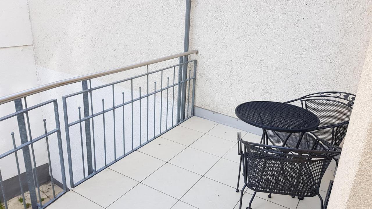 Villa Viktoria 1 - Apartments - City Center Ίνγκολστατ Εξωτερικό φωτογραφία