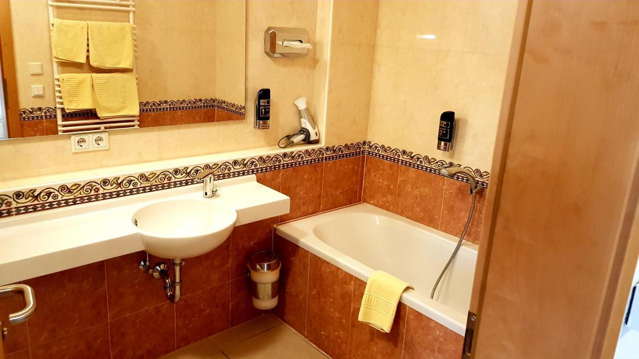 Villa Viktoria 1 - Apartments - City Center Ίνγκολστατ Εξωτερικό φωτογραφία